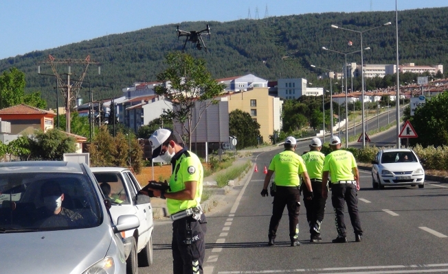 Trafik ekiplerinden Dron’lu denetim