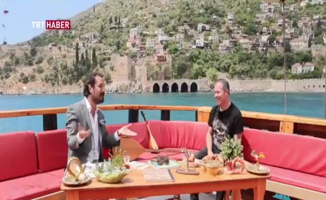 TRT'nin sevilen programı “Vapurda Çay Simit” Alanya'da çekildi