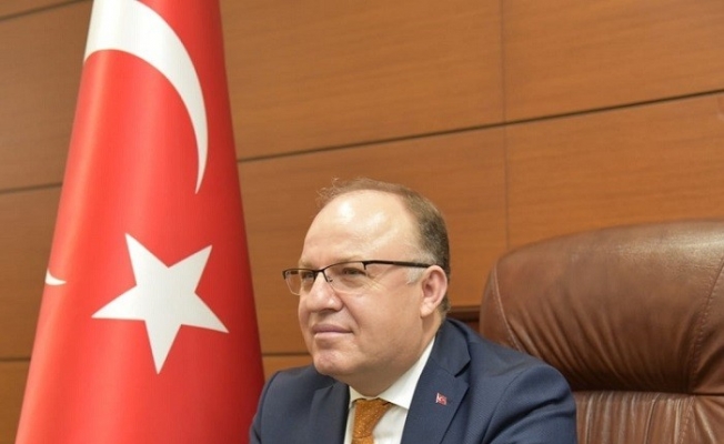 Vali Tutulmaz, “Anne sevgisi tüm sevgilerin kaynağıdır”