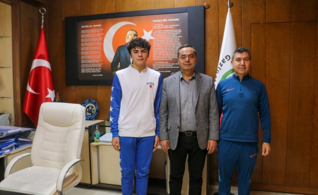 Gazipaşa Belediyespor Oyuncusu Toprak, Tofaş Basketbol Takımına seçildi