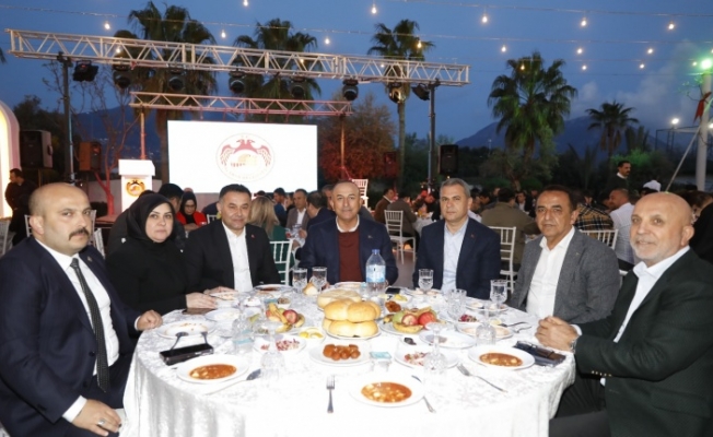 Başkan Yücel belediye personelleriyle iftar sofrasında buluştu