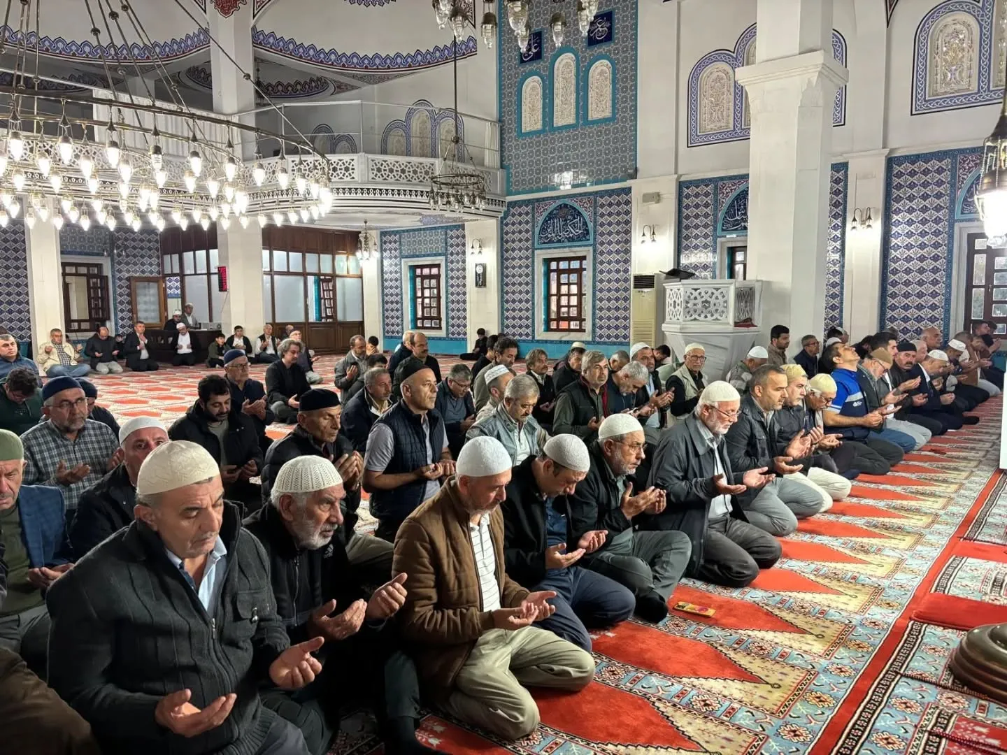 Alanya Müftüsü Mehmet Seven, ALİMDER’in Sabah Namazı Programına Katıldı