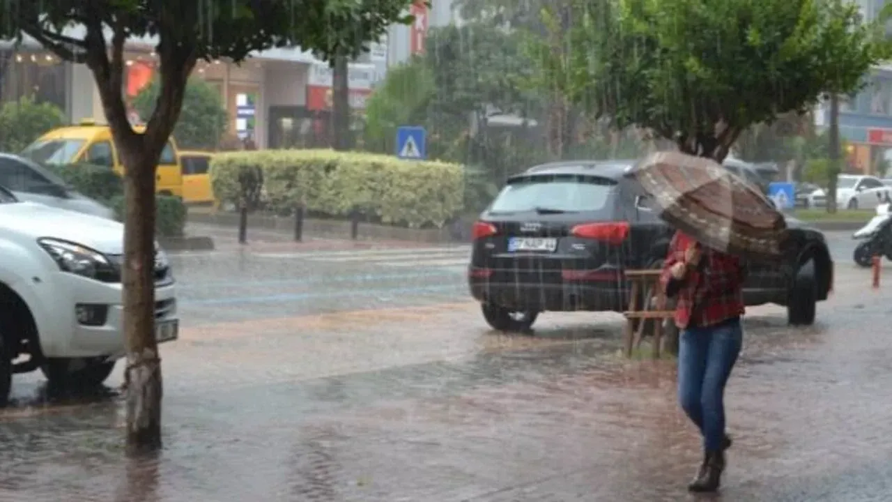 Alanya'ya sağanak yağmur geliyor