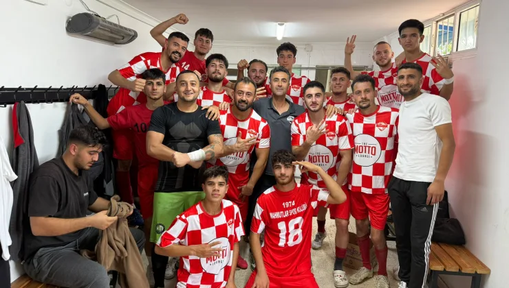 1974 Mahmutlar Futbol Kulübü deplasmanda doludizgin