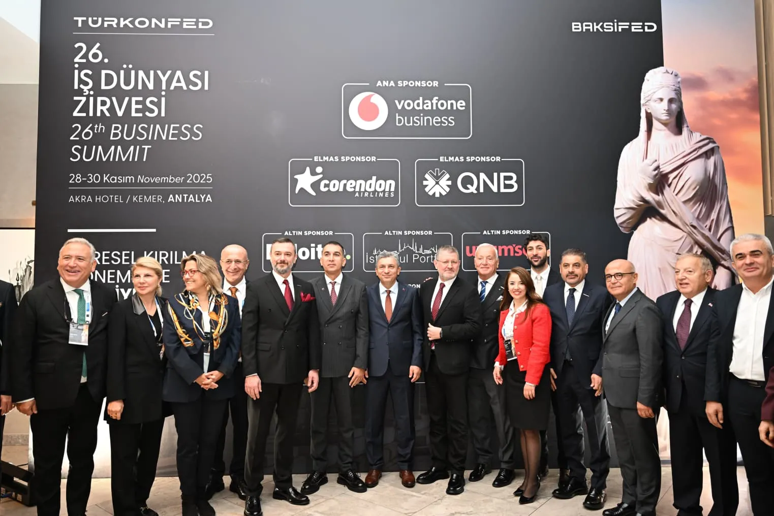 26. İŞ DÜNYASI ZİRVESİ ANTALYA’DA BAŞLADI