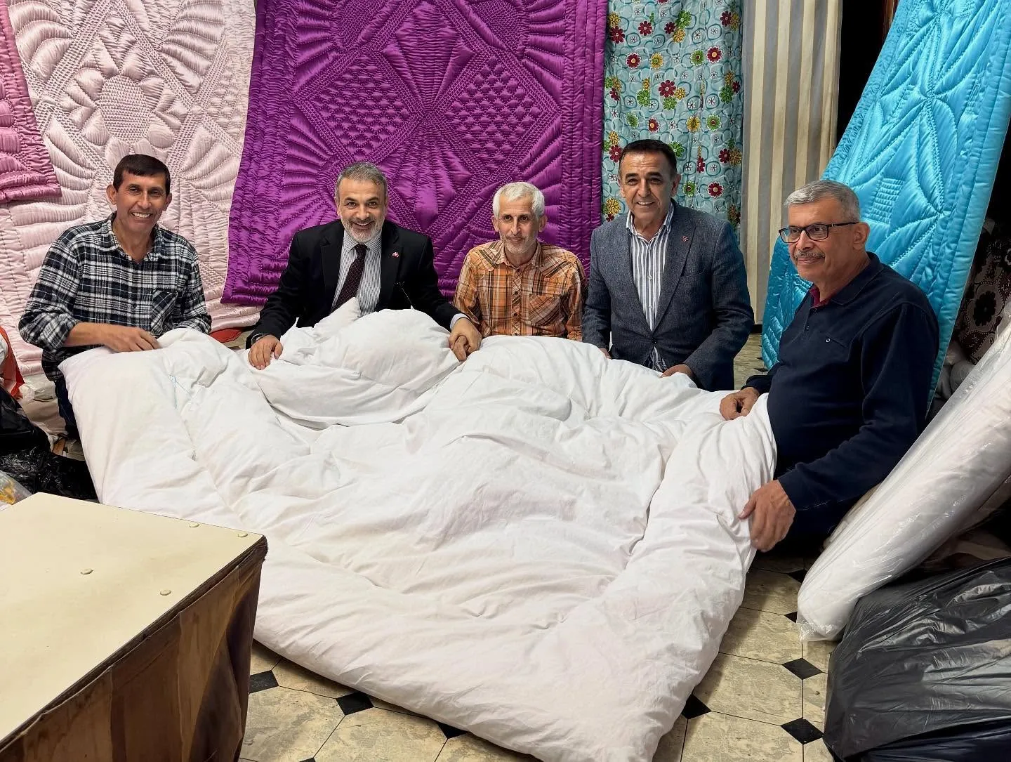 Alanya MHPden esnaf ziyaretlerine devam