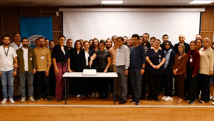 Alanya’da tıbbi sekreterlere Başhekim Yılmaz’dan sürpriz kütlama