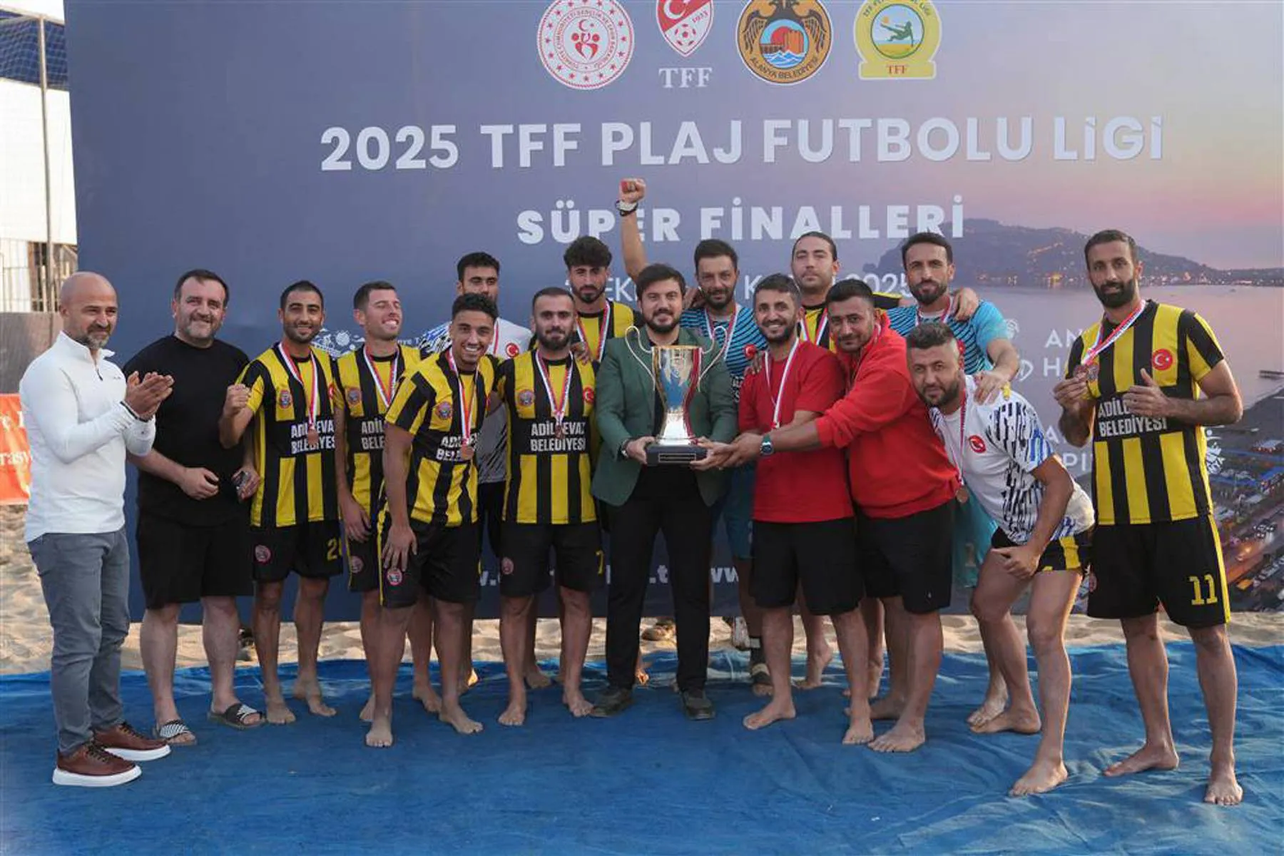 ALKÜ’DEN TÜRKİYE ŞAMPİYONASINA DEV KATKI