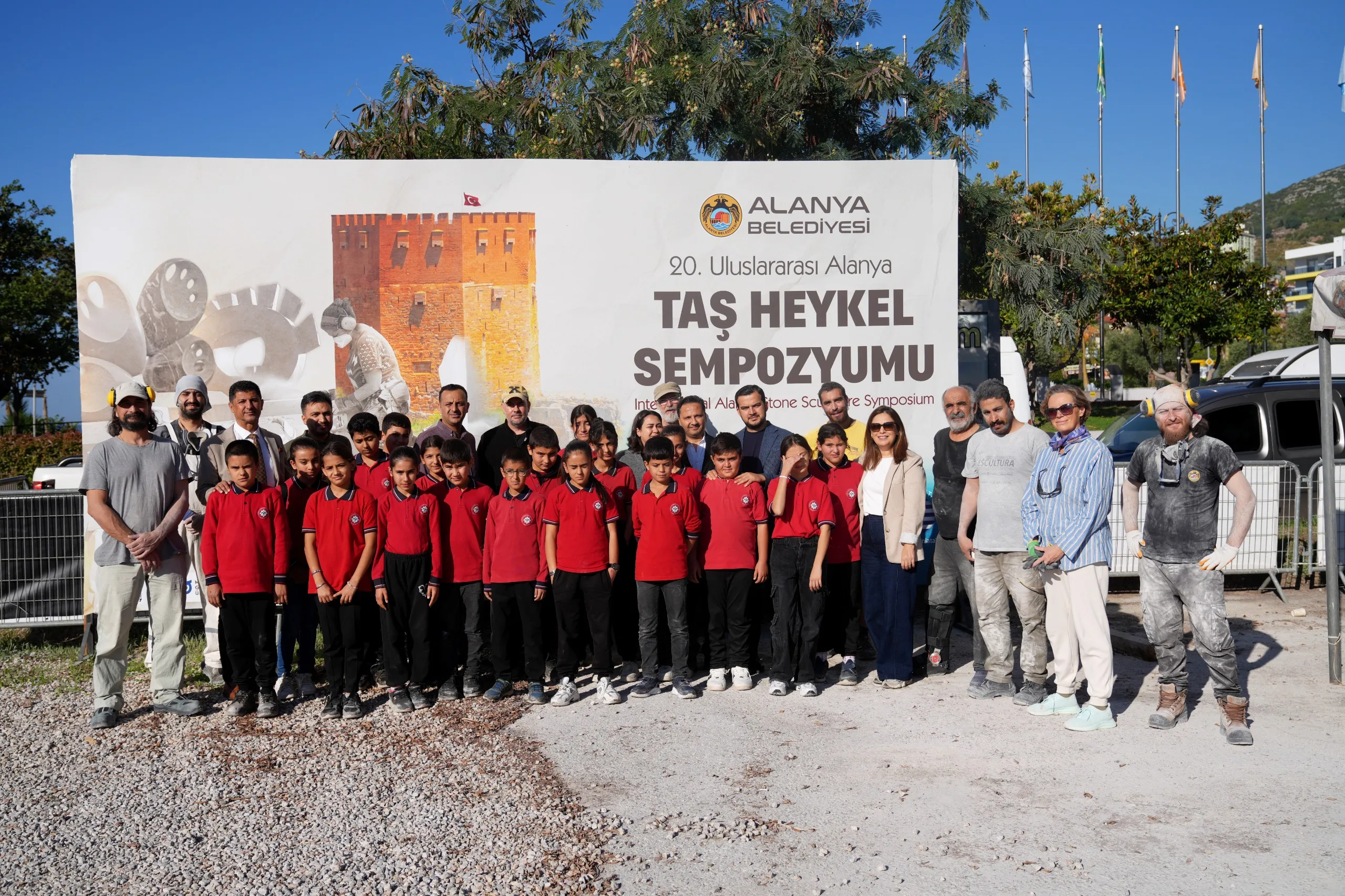 ÖĞRENCİLER SANATLA BULUŞTU