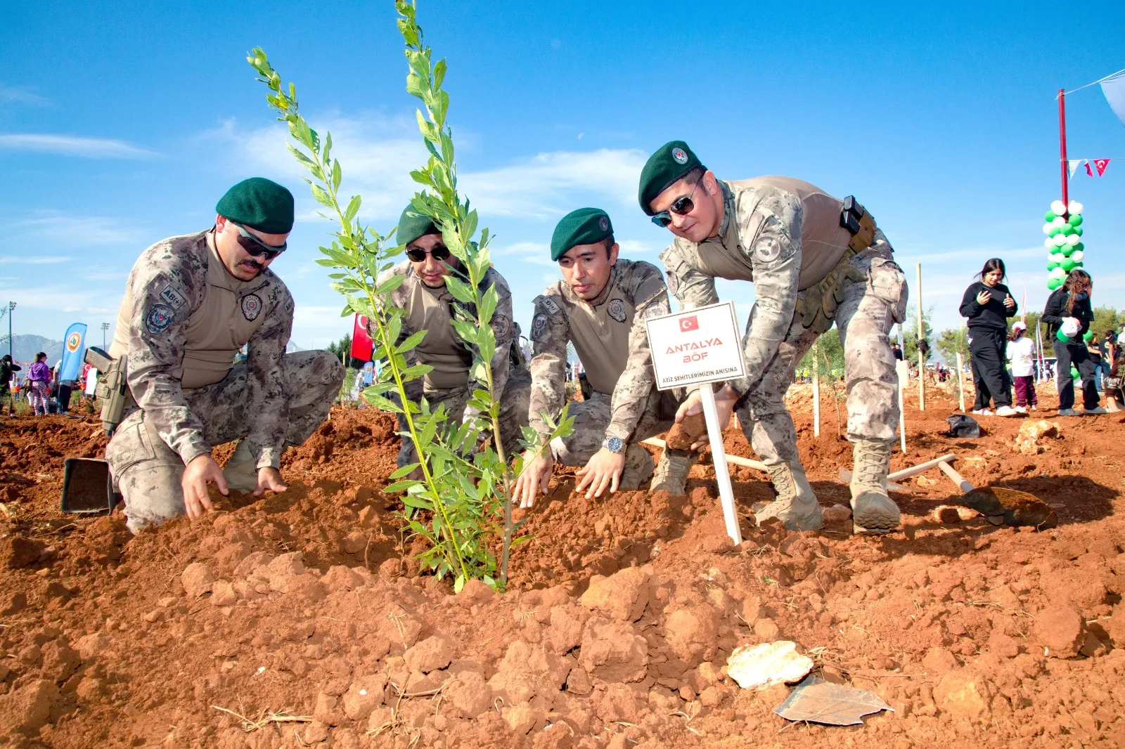 “Şehitlerimiz İçin Her Bir Fidan, Geleceğimiz İçin Bin Nefes”