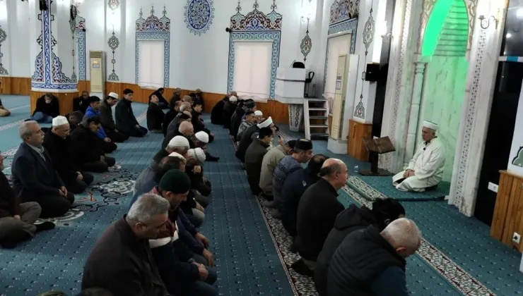 Alanya Müftüsü Seven Konaklı’da cemaatle buluştu