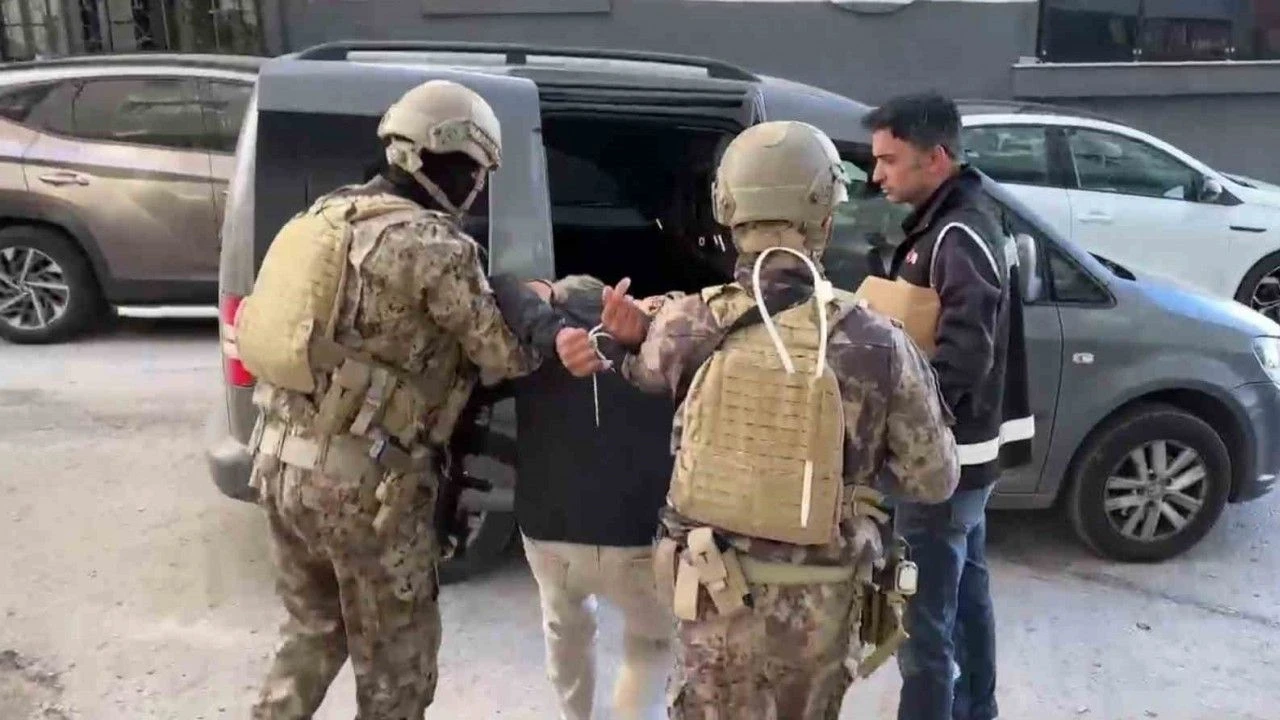 Alanya’da şafak operasyonu