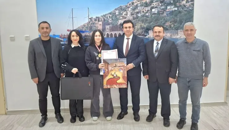 Alanyalı Melek Altındağ il birincisi oldu