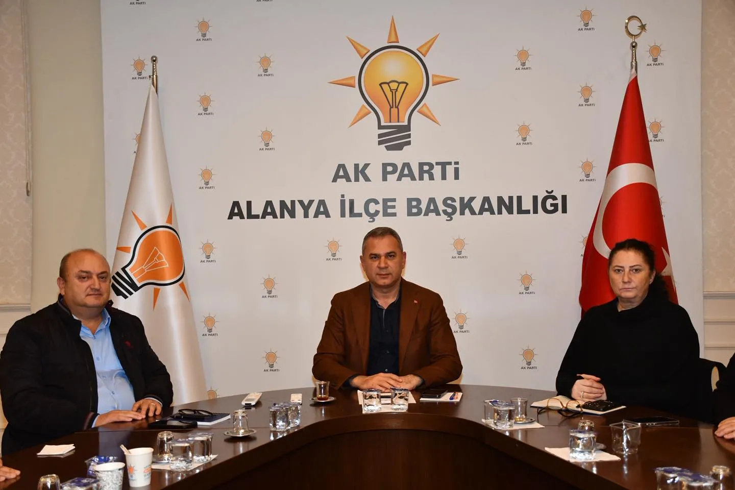 Başkan Tavlı’nın gündemi Alanya! Ak Parti’den Büyükşehir’e yatırım çağrısı