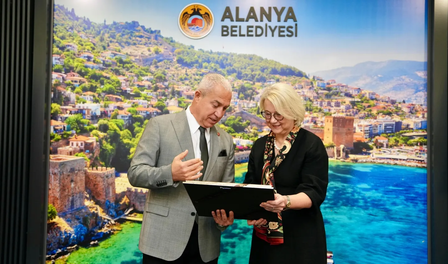 Finlandiya Büyükelçisi’nden Alanya çıkarması! BAŞKAN ÖZÇELİK AĞIRLADI