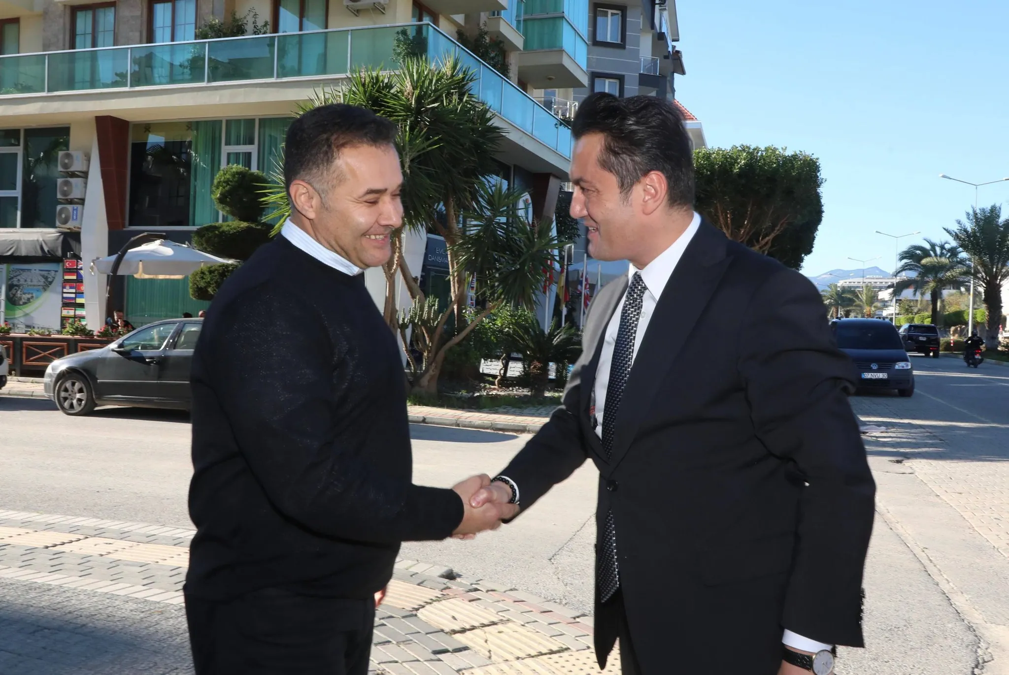 Kaymakam Öztürkten Yücele ziyaret