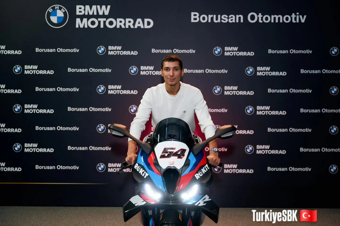 Toprak Razgatlıoğlu’na Şampiyonluk Hediyesi