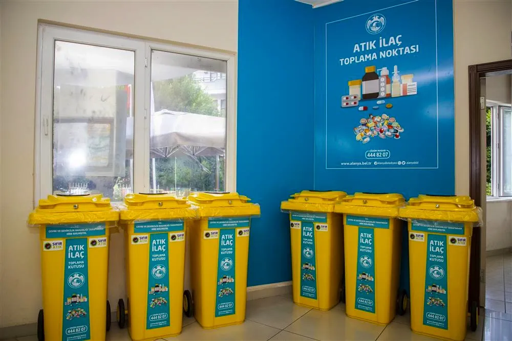 26 AİLE SAĞLIĞI MERKEZİNDEN 719 KİLOGRAM ATIK İLAÇ TOPLANDI