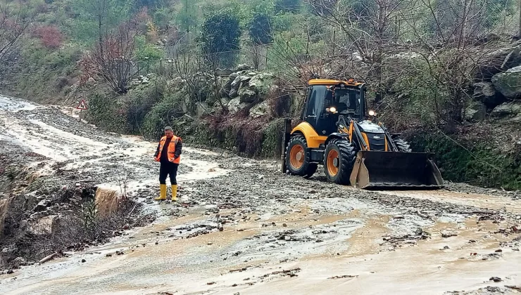 Alanya kırsalındaki Gümüşkavak ve Beldibi yolları açıldı