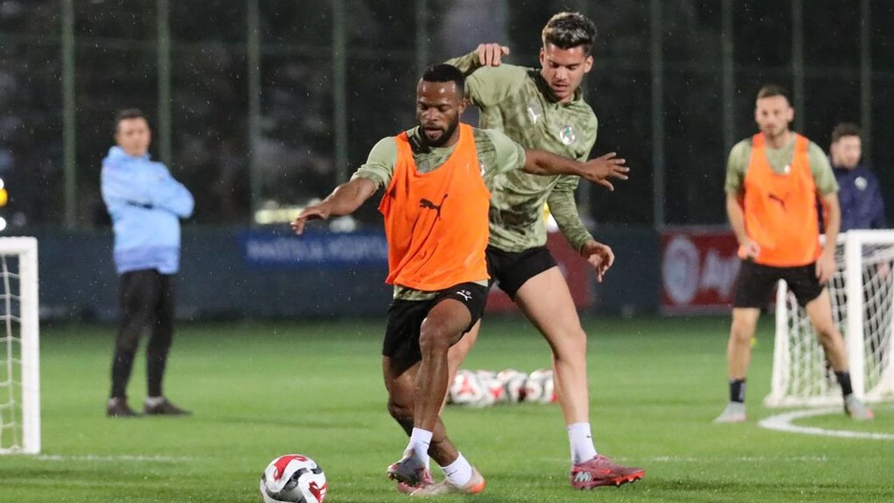 Alanyasporda yılın ilk idmanı heyecanı