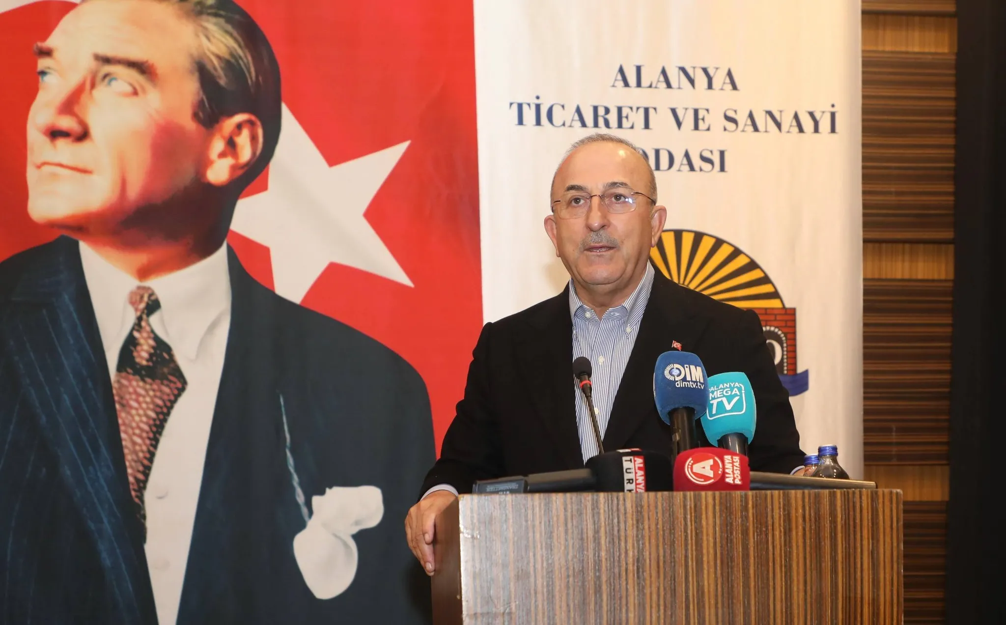 Çavuşoğlu’ndan Alanya’ya yatırım müjdeleri! “EN İYİSİNİ HAK EDİYORUZ”