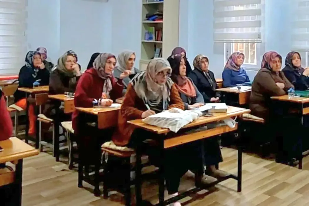 Alanya’da deprem şehitleri dualarla anıldı