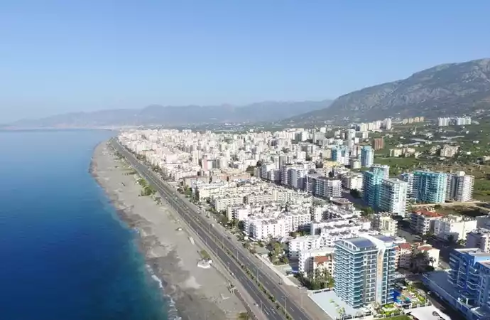 Alanya’da İlçe nüfusuna sahip Mahmutlar Mahallesi Dikkat Çekti