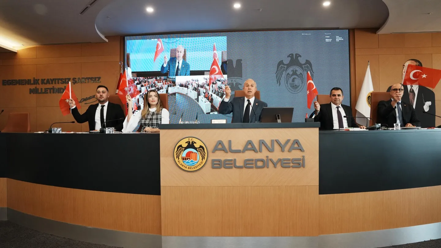 Osman Başkan müjdeyi verdi! İşte eski Belediye Binası’na yapılacak o proje