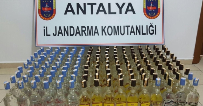 350 litre kaçak içki ele geçirildi 