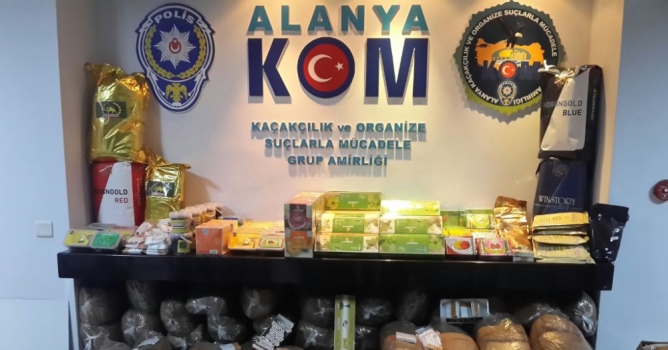  Alanya'da 1 ton 25 kilo kaçak tütün ele geçirildi