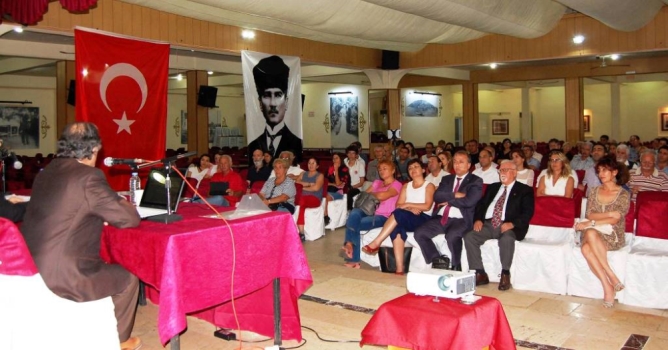 Alanya'da Atatürk ve felsefesi anlatıldı