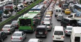 Alanya trafiğinde 150 bin araç var!