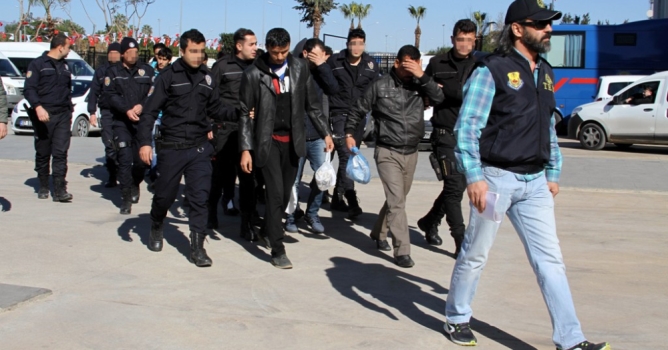 Antalya'da DEAŞ Operasyonu: 9 gözaltı