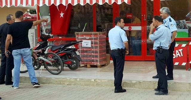 Antalya'da silahlı market soygunu