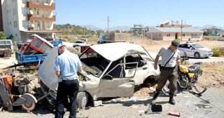 Antalya'da trafik kazası: 1 ölü, 7 yaralı