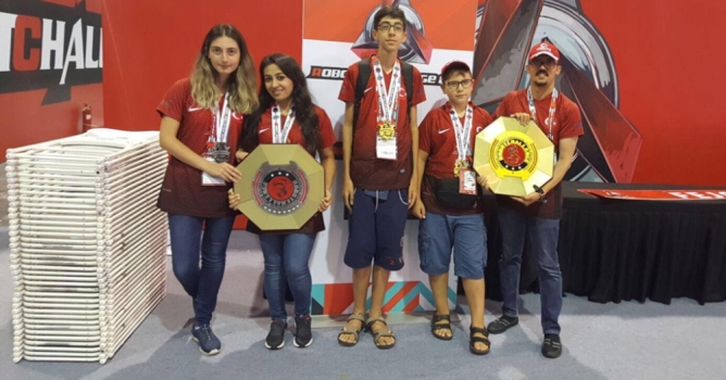 Antalya Robot Takımı  Dünya Şampiyonu oldu