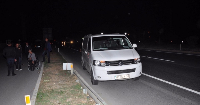 Aracın aynasının çarptığı kadın öldü 