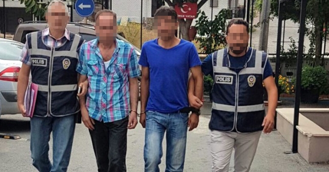 Aranan iki dolandırıcı yakalandı 
