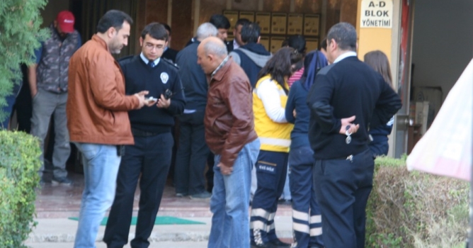 Av tüfeği ile intihar etti