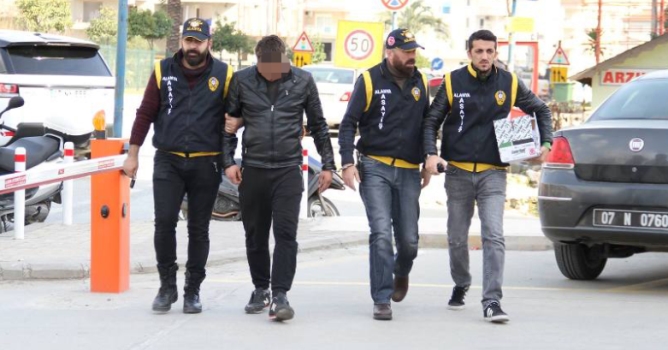 Azılı işyeri hırsızı yakalandı 