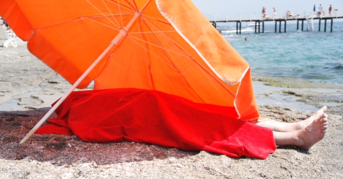 Belaruslu erkek turist denizde boğuldu