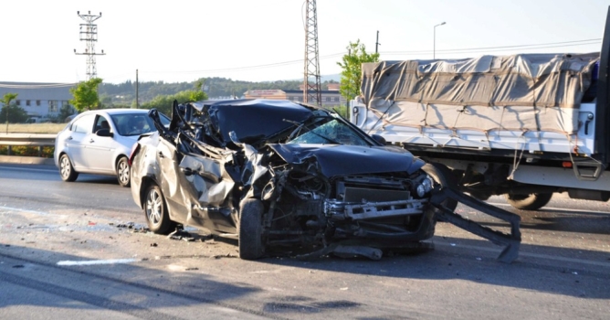 Burnu bile kanamadan çıktı