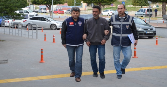  Çaldığı Laptop ile yakalandı