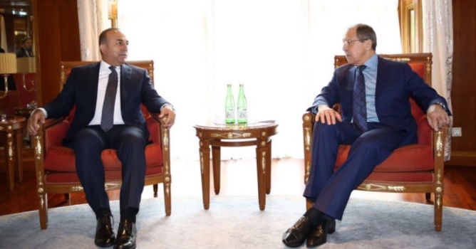 Çavuşoğlu, Lavrov ile Soçi'de görüştü