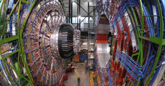 CERN'e davetlisiniz