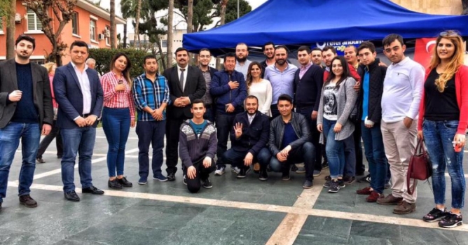 CHP'den 'Referandum  Durağı'na ziyaret