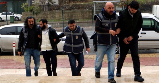 Cinayet şüphelisi 3 şahıs tutuklandı