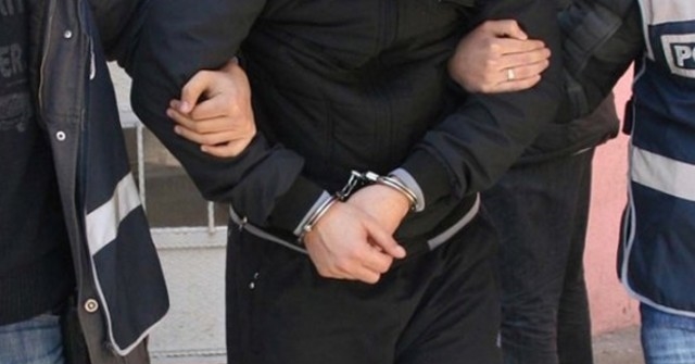 DAEŞ'ten iki gözaltı