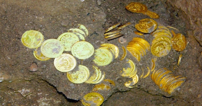 Define dolandırıcıları yakalandı