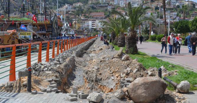 Demir korkuluklar kalkacak